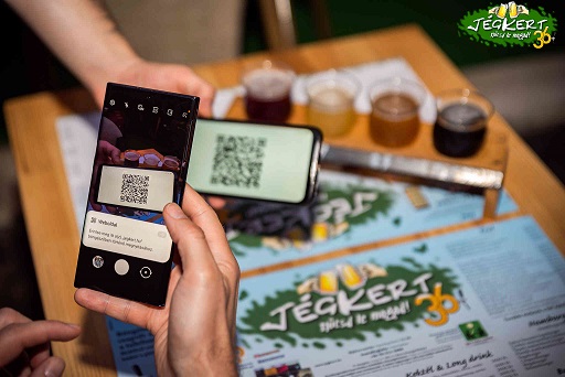Jégkert QR